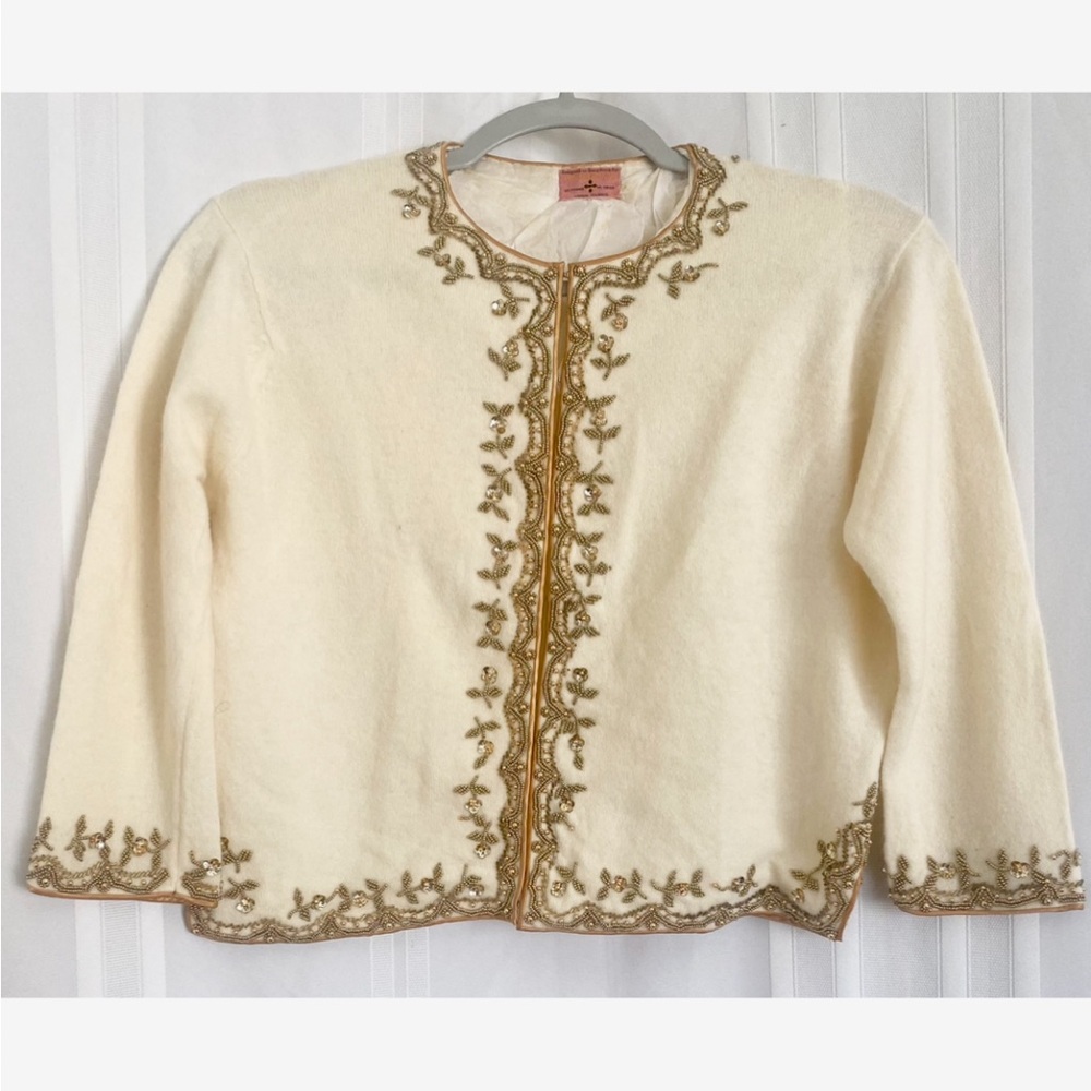 Vintage 1950s Embroidered Wool Sweater – Timeless Statement Piece